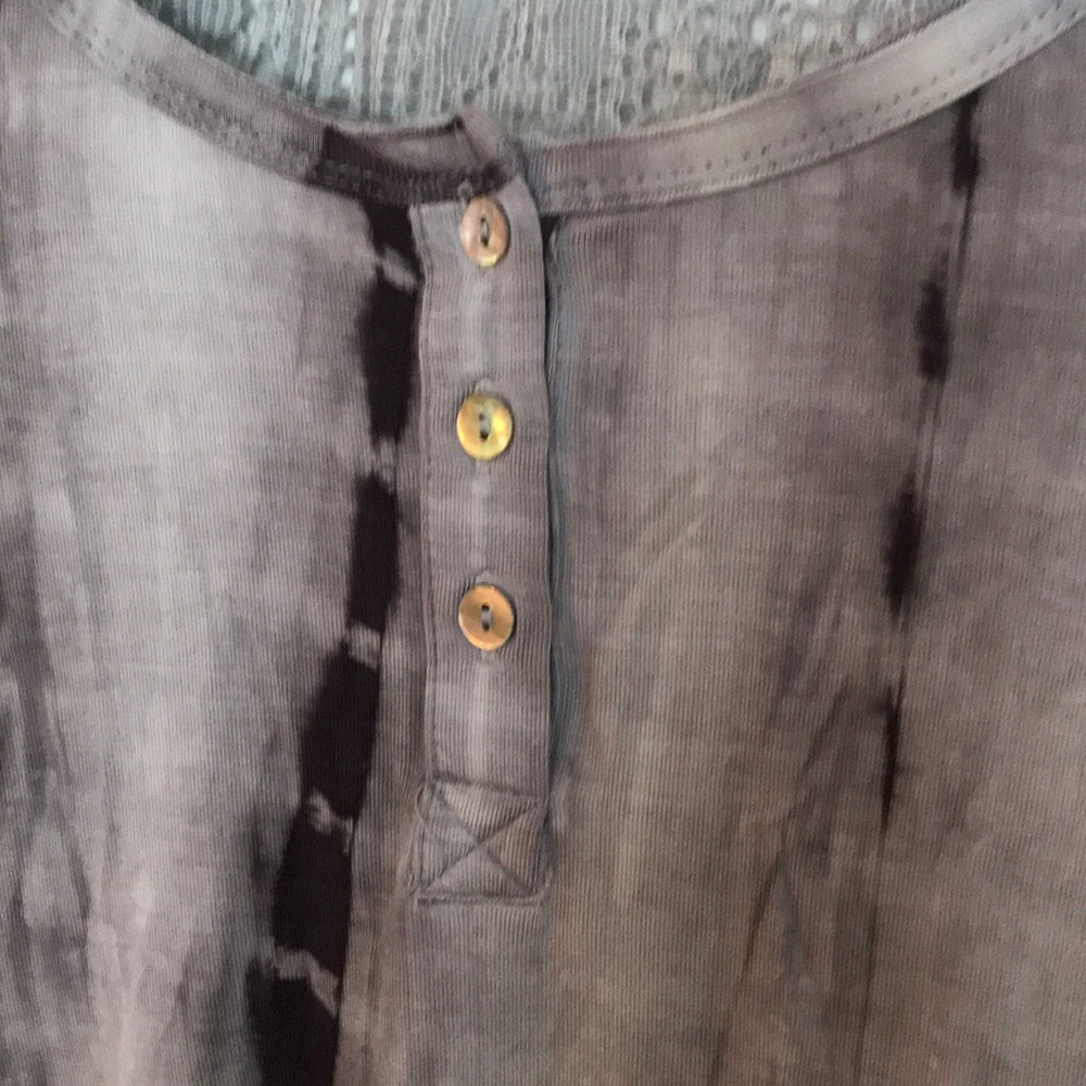 Hem & Thread top - Picture 2 of 3